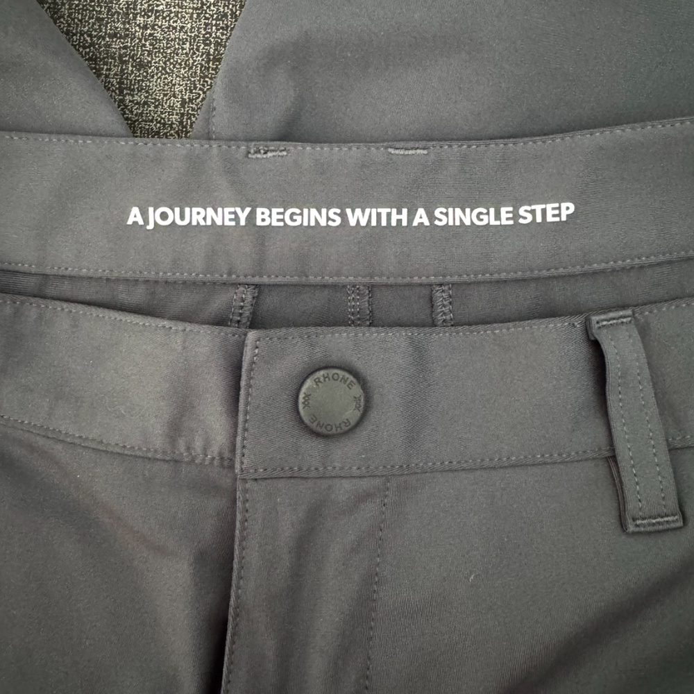 RHONE Men's Commuter Slim Pant in Iron Size 32 - Picture 12 of 16